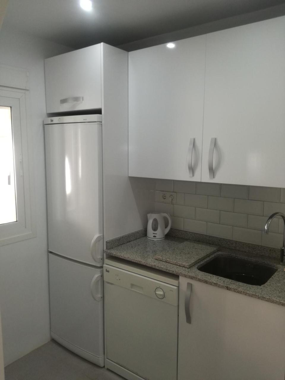 2 Bedroom Newly Renovated Bungalow Close To Bars & Restaurants Los Alcazares Ngoại thất bức ảnh