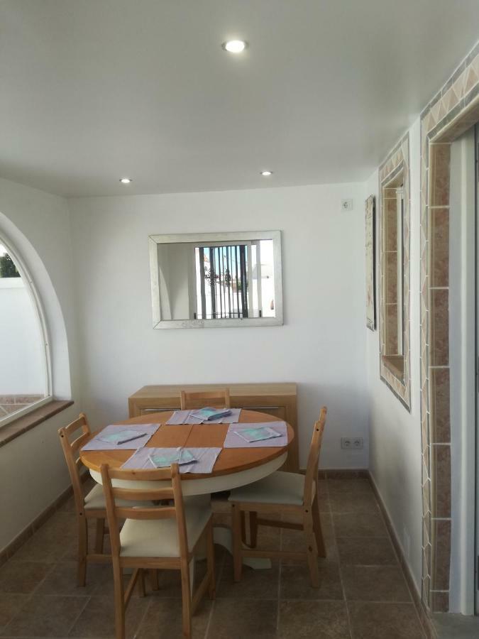 2 Bedroom Newly Renovated Bungalow Close To Bars & Restaurants Los Alcazares Ngoại thất bức ảnh